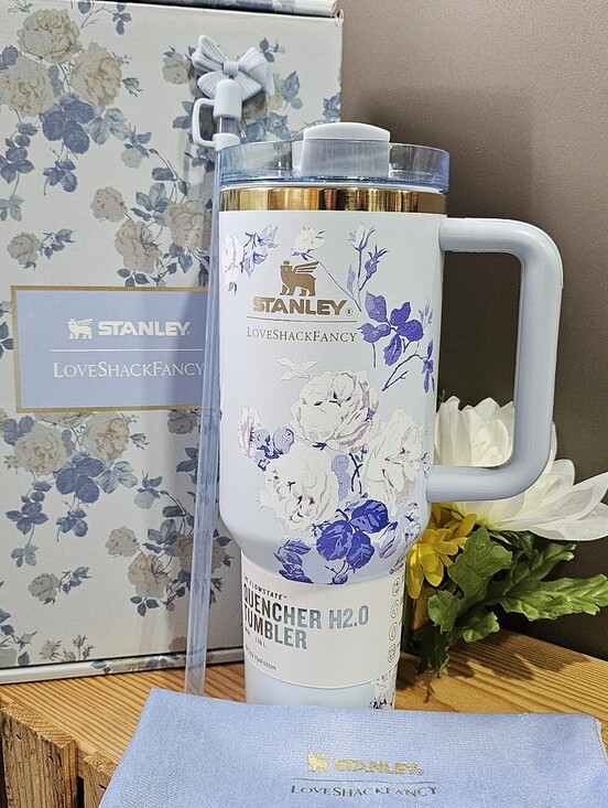 Other - Stanley Blue Floral 40oz Tumbler